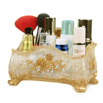 Europos kosmetikos dėžutė, kurioje yra didelė šeima negali padengti derva su ne veidrodis, odos priežiūros produktai
