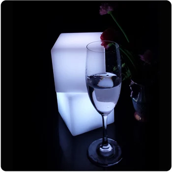 10cm ABS LED stalinės Lempos Home/Hotel apdaila 7 Spalvų Chaning Apšviestas mirksintis mini led cube šviesos Kavos Baras Dekoro 1pc