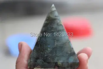 176g Gamtos,labradoras kvarco kristalo piramidės TAŠKO GYDYMO