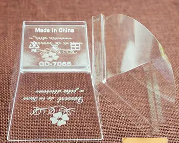 200pcs Tiramisu taurės PS skaidraus plastiko taurės putėsiai puodelis su trapecijos formos pjuvenų SN1395
