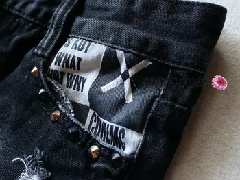 2018 m. vasaros moteriški džinsai juoda vidurio juosmens modelio skylė minkštos medvilnės džinsai, šortai prarasti pločio kojų kelnės sustorėjimas džinsinio šortai 9602