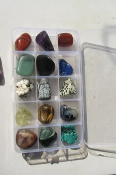 300g Natūralaus Multi - spalvinga kristalų raw rūdos pavyzdžius