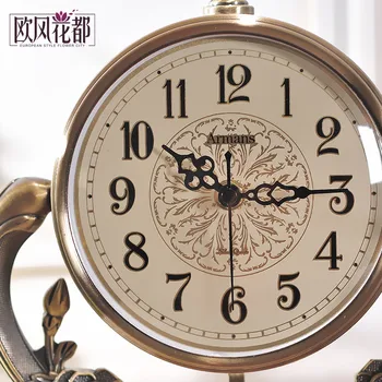 Continental Retro Laikrodis kambaryje stovi laikrodis, švytuoklinis laikrodis žiūrėti išjungti miegamasis puošybos meno metalo laikrodis