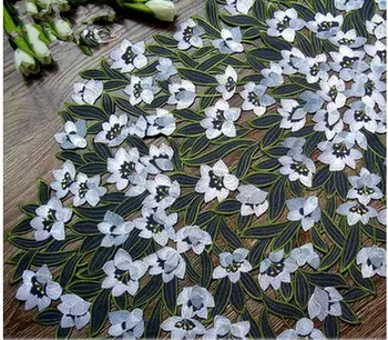 Europos sodą, pilną audinio, siuvinėjimo darbas pavasarį orchidėja, siuvinėta staltiesė padengti rankšluosčiai padėkliukai