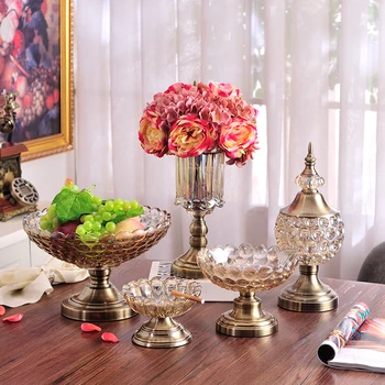 Europos stiklo vaza gėlių ornamentais Namų Dekoravimo modernus dekoro rinkinys Club, stalo puošyba