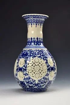 Išskirtinį Kinijos archaize Ranka raižyti mėlynos ir baltos spalvos porceliano dukart sluoksnių hollow-out vaza