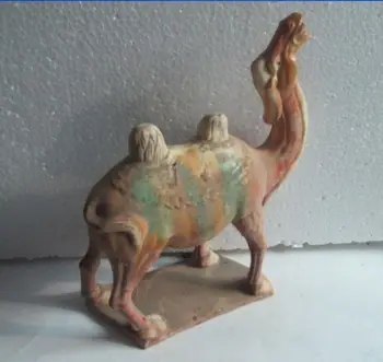 Ištobulinta Senovės Kinų keramikos antikos imitacija tango sancai kupranugaris statula