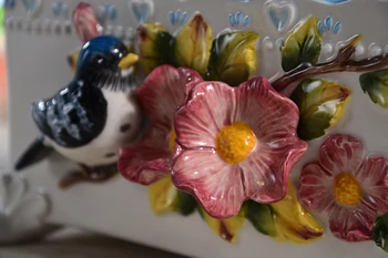 Keramikos meilės paukščių audinių langelį Atveju namų dekoro amatų kambario dekoravimas popieriaus laikiklį ornamentu porceliano figūrėlės vestuvių dekoravimas