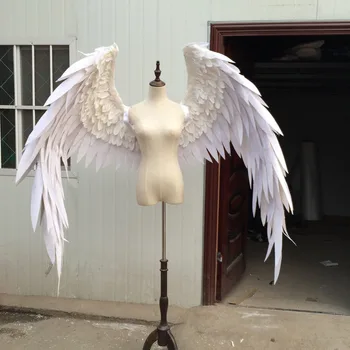 Kostiumai gražūs balti animacinių filmų plunksnų angelas sparnų Mados šou Rodo vestuvių fotografavimo rekvizitai Cosplay žaidimas kostiumas