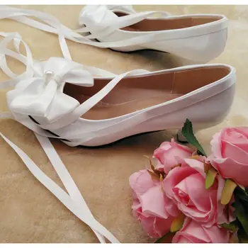 Mados satino groži balti vestuviniai bateliai nuotaka rankų darbo drugelis-mazgas bowtie vestuviniai bateliai moteriška šalis bridesmaid batai