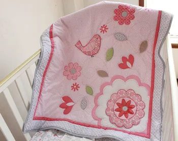 Skatinimas! 7pcs Siuvinėjimo gėlių vaikai medvilnės kūdikio lovelę patalynės komplektas lovelė patalynė,apimti (bamperiai+antklode+lova padengti+lova sijonas)