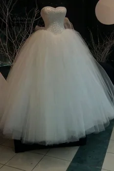 Spalvingas Prabangių Vestuvių Suknelės 2016 Vestidos de Noivas Nėrinių Nuotakos Suknelė Kamuolys Suknelė Tiulio Korsetas Atgal Perlai Užsakymą