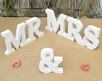 Vestuvių stalo dekoracija TIK VEDĘS MR&MRS Vestuvių Pasirašo medinių amatų puošyba vestuvių rekvizitai fotografija